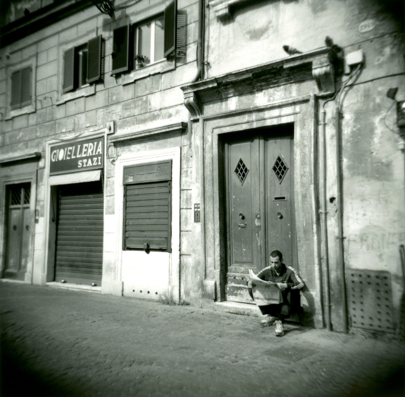 Man-Reading-Newspaper-Rome---Version-2